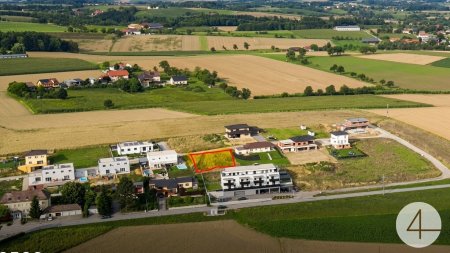 Schönes großes Baugrundstück in Pollham