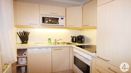 Ruhelage – 6 Min zur U4 – Top Infrastruktur – Anleger & Eigennutzer – Tiefgaragen Stellplatz