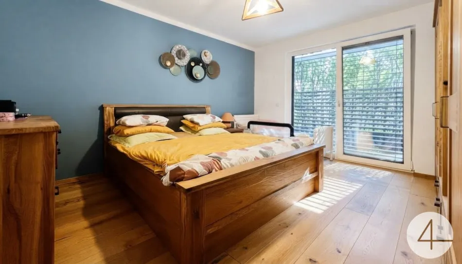8Min zur U2 - 4Zimmer Gartenwohnung - privater Eingang - sonnige Terrasse - Tiefgarage - ideale Infrastruktur - Titelbild