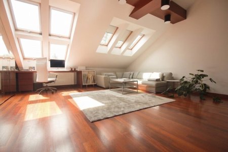TOP Lage in Hietzing | Charmante, ruhige 3,5 Zimmer-Wohnung | 2004 ausgebautes Dachgeschoß
