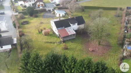 Projektierbares Baugrundstück mit Altbestand