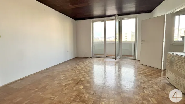 Individuelle Gestaltung möglich I großzügige verglaste Loggia nahe U6 - Top Lage & Infrastruktur - Titelbild