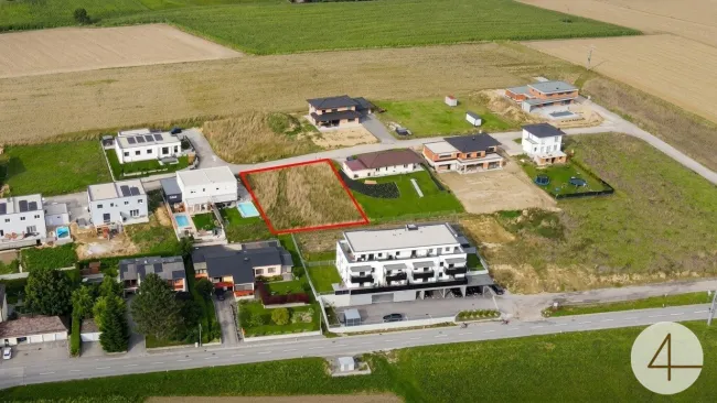In sonniger Lage mit 4 Schlafzimmer und Garage - Titelbild