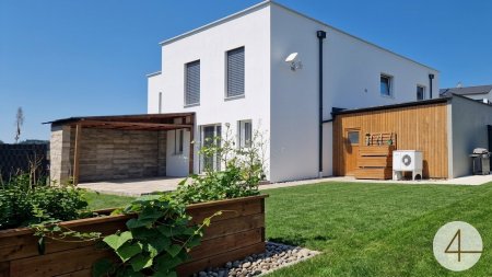 Top Anlageobjekt! Gute vermietete Doppelhaushälfte in ländlich sonniger Lage Bruttorendite 4,97 %