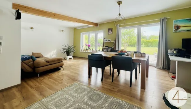 Zweifamilienhaus im Wienerwald - getrennte Wohneinheiten - Terrasse & Garten - Niedrigenergiehaus mit Fußbodenheizung - Titelbild