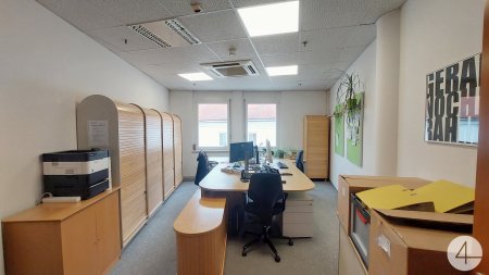Büro in Innenstadtlage mit erweiterbarer Fläche