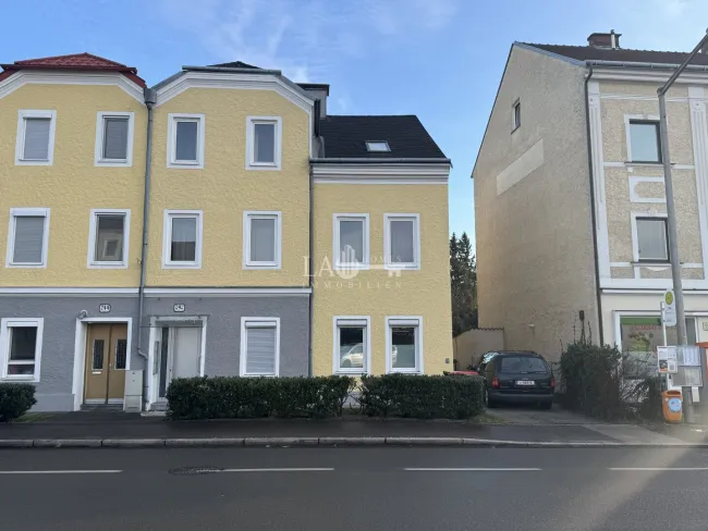 Charmantes 3 Parteien Haus in Urfahr - Titelbild