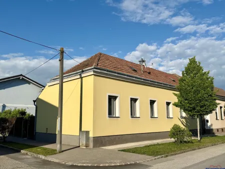 Top-Einfamilienhaus mit Traumgarten und Terrasse in Deutsch-Wagram - Kaufpreis: EUR 379.000,-- !!!