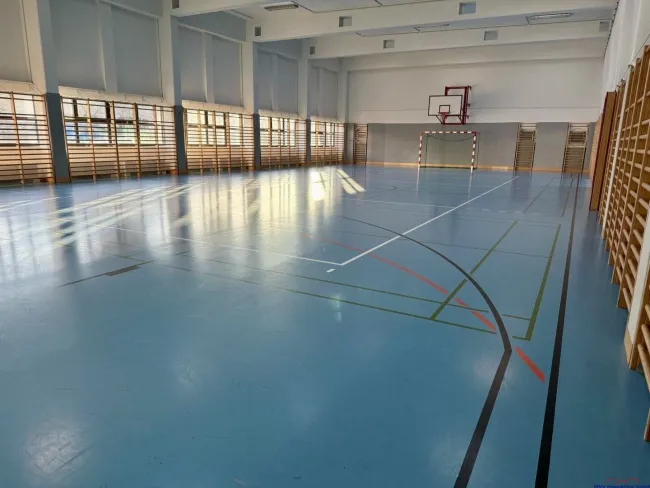 Sporthalle