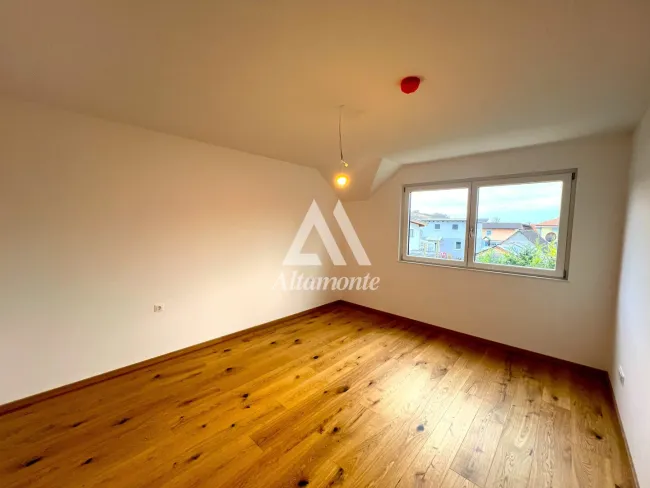 Erster Stock/ Zimmer 3