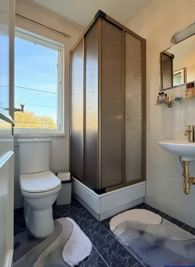 Duschbad, Toilette - OG