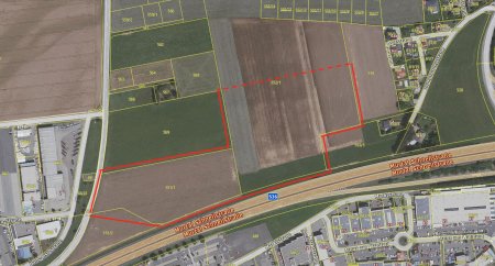 Gewerbegrundstück mit ca 49.000 m² in erstklassiger Lage an der S36 gegenüber der Arena am Waldfeld – ideal für Ihr Unternehmensprojekt