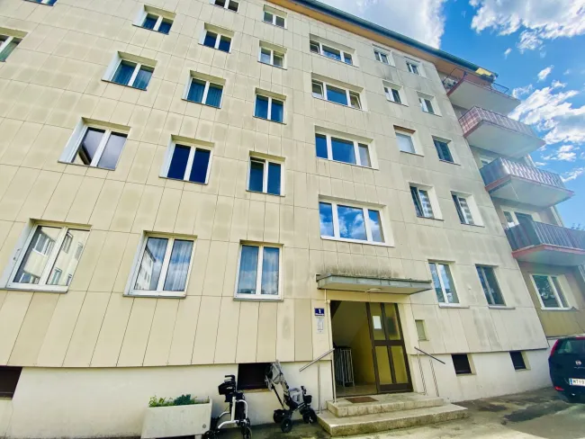 Gemütliche Eigentumswohnung mit Süd-Balkon in Zeltweg - Bild