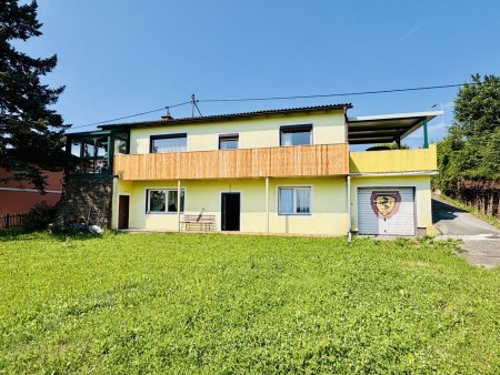 Fohnsdorf: Einfamilienhaus mit Wintergarten, Carport, Garage und großzügigem Grundstück