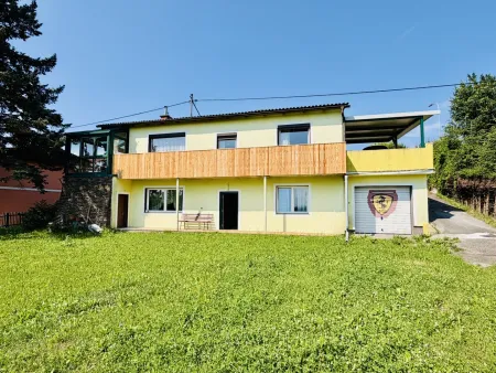 Fohnsdorf: Einfamilienhaus mit Wintergarten, Carport, Garage und großzügigem Grundstück