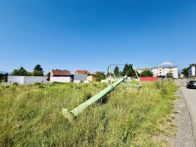 Knittelfeld: Großzügiges Baugrundstück mit vielen Möglichkeiten in ruhiger Siedlungslage - Bild