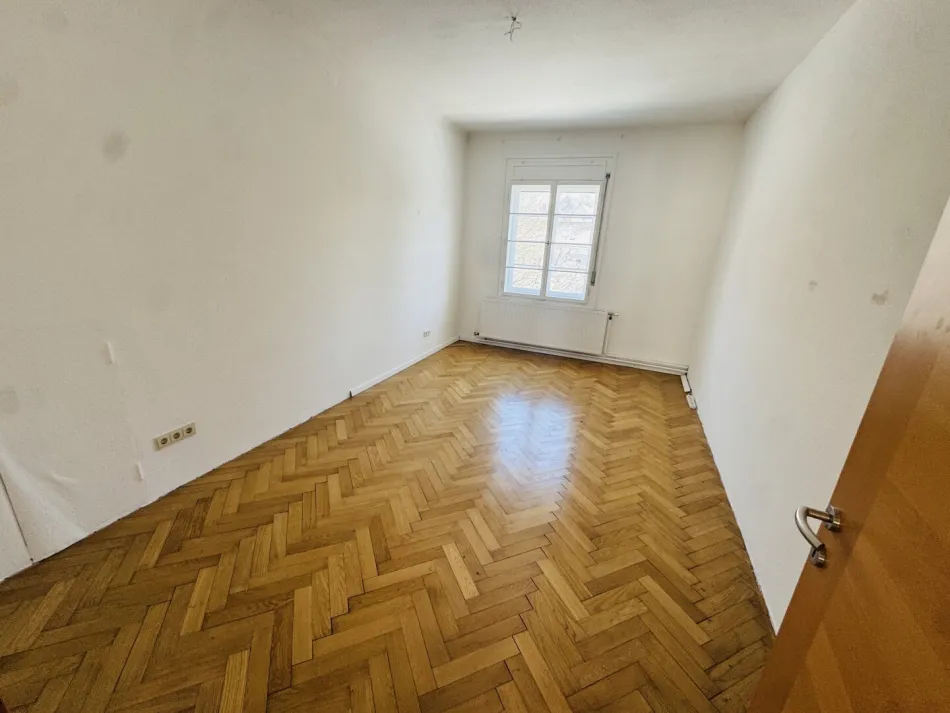 Großzügige 3-Zimmer-Mietwohnung mit Balkon in Mürzzuschlag - Titelbild