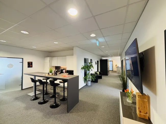 Exklusive, voll ausgestattete Büro- oder Praxisfläche | 204 m² | Empfang | Besprechungsräume | Tiefgarage | Seiersberg - Titelbild