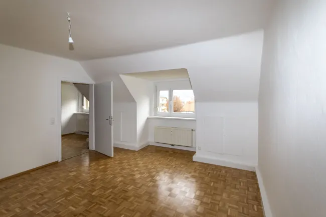 Zentral gelegene Dachgeschoßwohnung - Bild