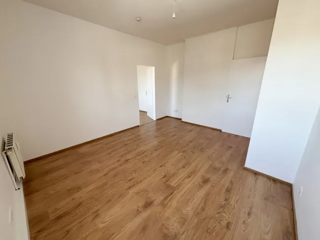 Charmante, neu sanierte Wohnung - Bild