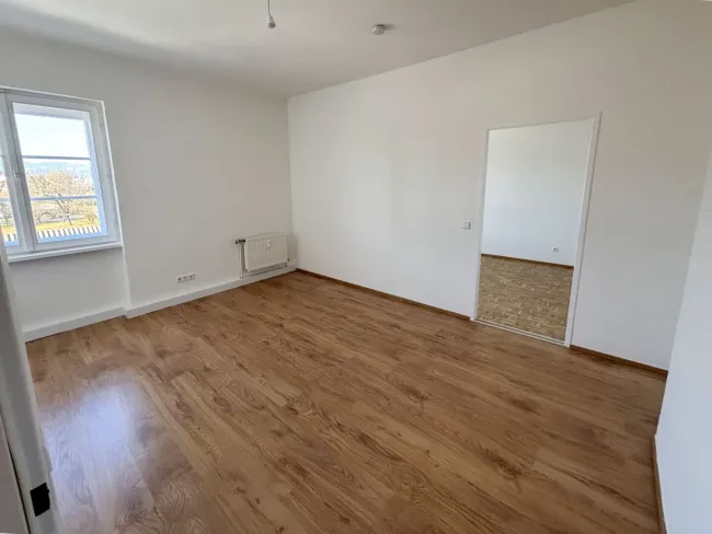 Charmante, neu sanierte Wohnung - Bild
