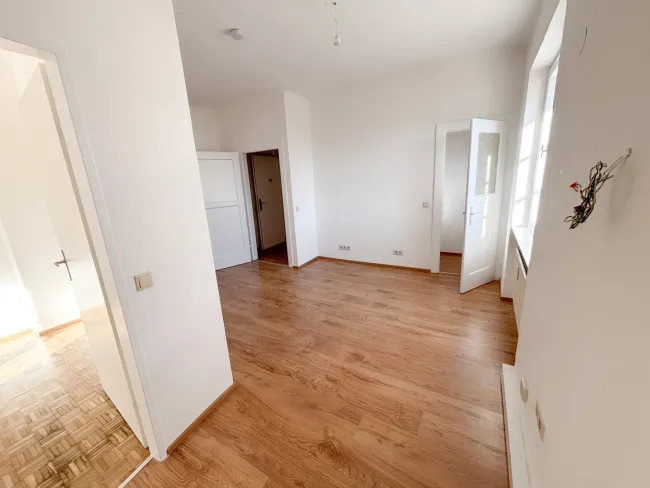 Helle, neu sanierte Wohnung - Bild