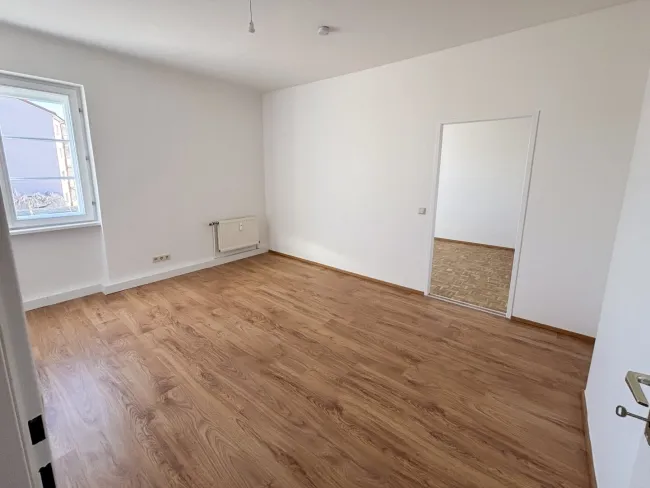 Koffer packen und einziehen - Titelbild