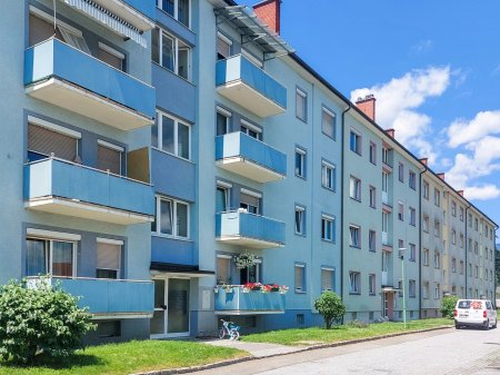 Teilsanierte Single-Wohnung in Zeltweg