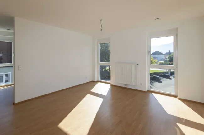Moderne Wohnung mit südseitiger Loggia - Bild