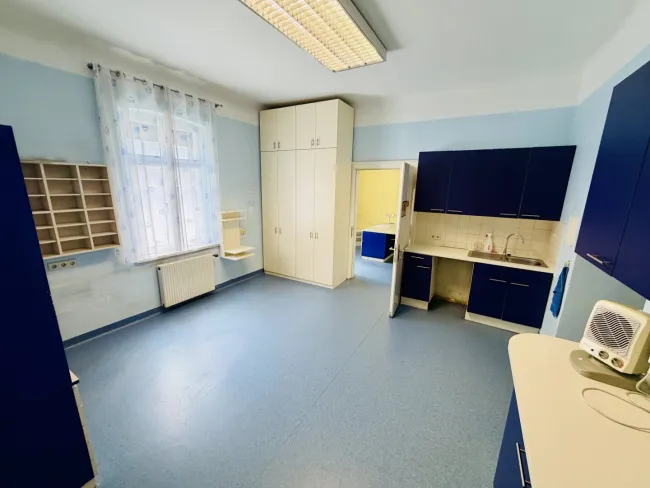 Repräsentative Stadtvilla in Knittelfeld mit rund 465 m² Nutzfläche - vielseitige Nutzung für Familien, Unternehmer und Vermieter - Bild