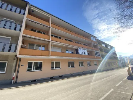 Anleger und Eigennutzer: attraktive Stadtlage & geringe Fixkosten – 3-Zimmer-Erdgeschosswohnung mit niedrigen Betriebskosten!!