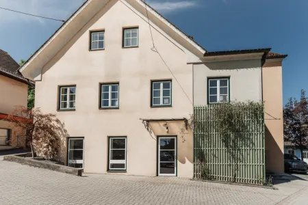 Top Büro/Praxis 120m² in Hausmannstätten – gepflegt, Parkplatz, Teeküche, EG!