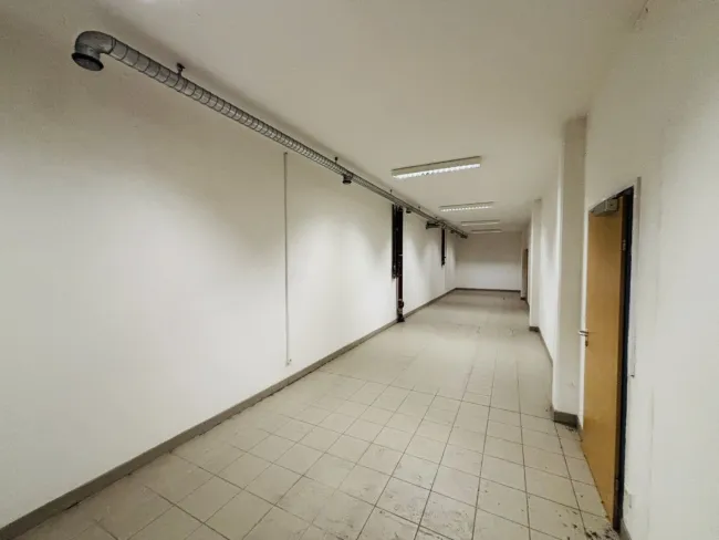 Modernes Büro / Großraumbüro mit flexibler Nutzung – ideal für Shared Office oder Unternehmensstandort - Bild
