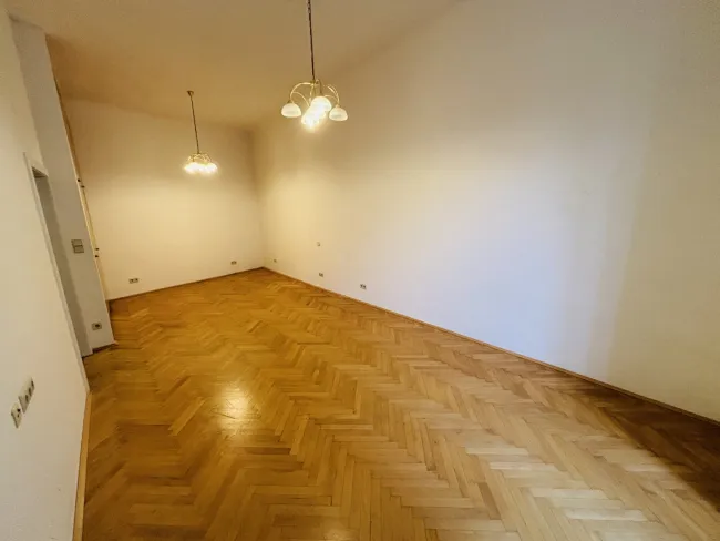 Neue Küche inklusive – Charmante 2-Zimmer-Wohnung mit Allgemeingarten in zentraler Grazer Lage - Bild