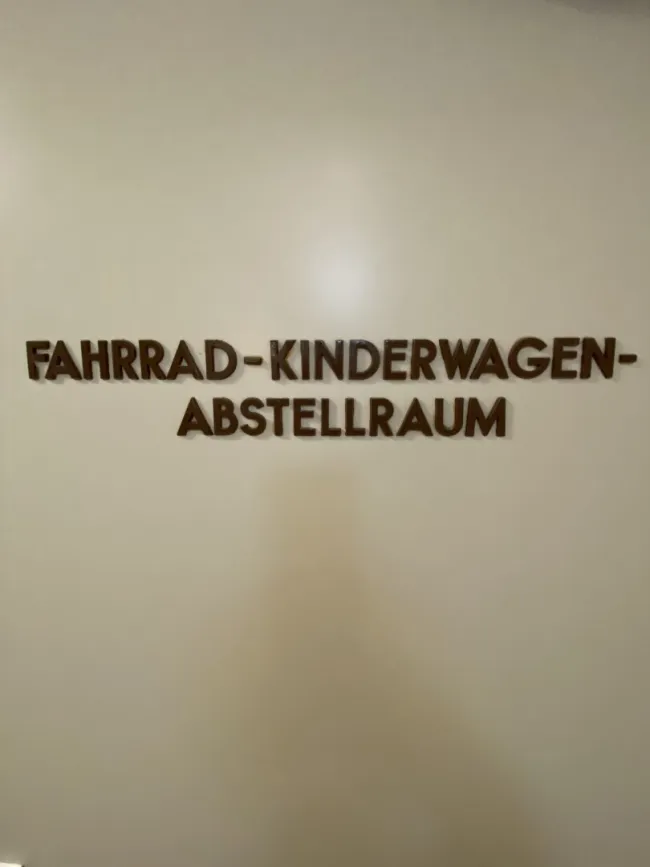 Stilvolle 3-Zimmer-Maisonette mit Terrasse in grüner Ruhelage – Wohnen im Herzen von Döbling - Bild