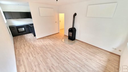 DB IMMOBILIEN | Modern wohnen in stilvoll sanierter 1-Zimmer-Wohnung!!!