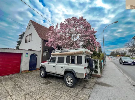 Zwei Wohneinheiten, ein Zuhause – großzügiges Doppelhaus mit viel Potenzial