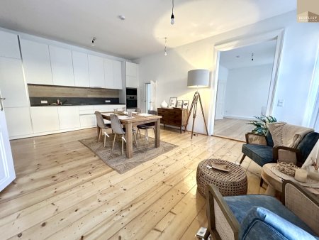 Absolute Rarität! Traumhafte Altbauwohnung im Zentrum von Baden