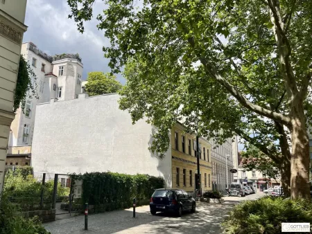 Bis Ende 2026 befristet vermietetes Gründerzeit-Seitenflügel-Zinshaus mit bewilligtem Ausbau und Dachgeschoss-Ausbau