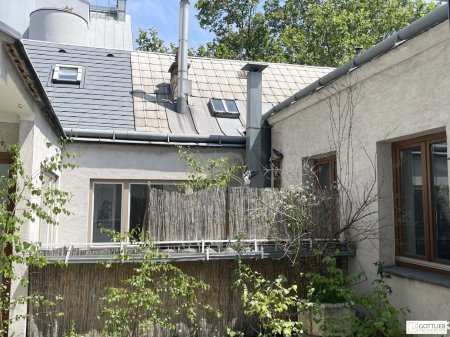 Bis Ende 2026 befristet vermietetes Gründerzeit-Seitenflügel-Zinshaus mit bewilligtem Ausbau und Dachgeschoss-Ausbau