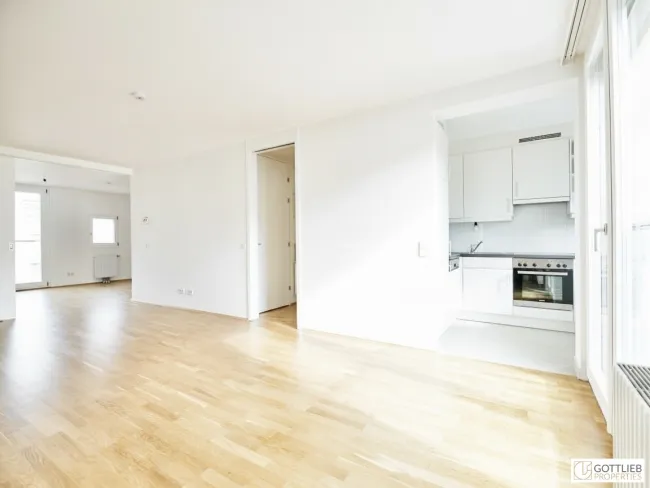 Grünruhelage nahe Glanzing! Perfekt geschnittene 2-Zimmer-Wohnung in Stockwerkslage - Titelbild