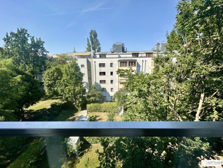 Grünruhelage nahe Glanzing! Perfekt geschnittene 2-Zimmer-Wohnung in Stockwerkslage