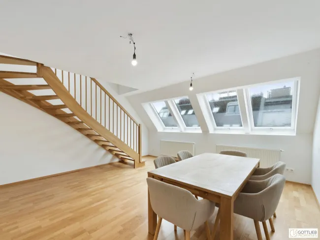 Bestlage Servitenviertel! Sonnendurchflutete 2-Zimmer-Dachgeschoss-Wohnung in Ruhelage - Bild
