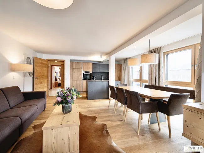 Bestlage Pinzgau mit ca. 6% Rendite! Sonniges 4-Zimmer-Apartment mit zwei Terrassen sowie Aussenpool - Titelbild