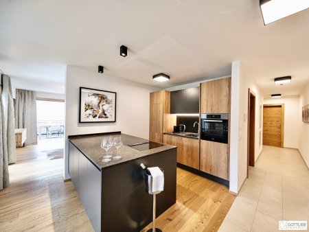 Bestlage Pinzgau mit ca. 6% Rendite! 3-Zimmer-Wohnung mit Südterrasse sowie beheiztem Aussenpool