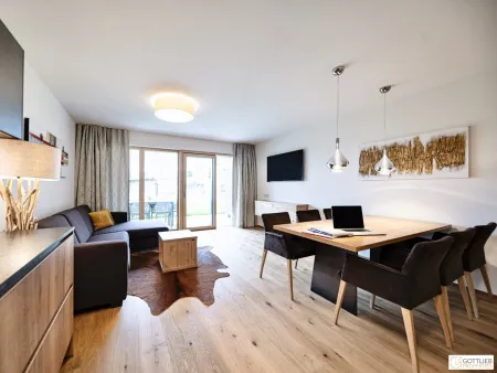 Bestlage Pinzgau mit ca. 6% Rendite! 3-Zimmer-Maisonette mit Terrasse, Balkon sowie beheiztem Aussenpool