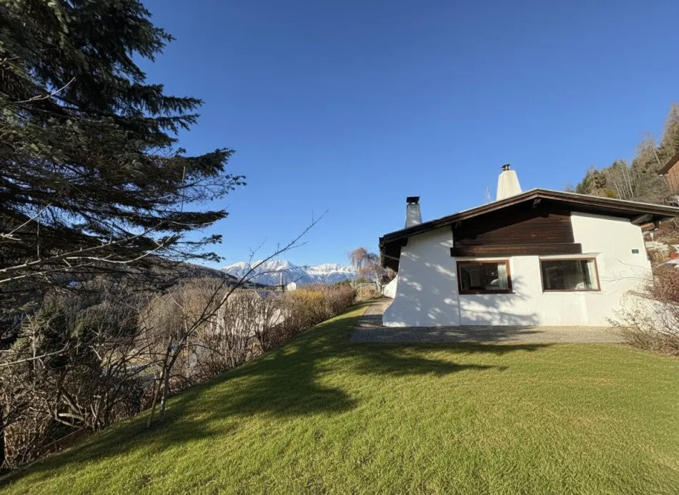Renovierungsbedürftiger Bungalow in Südhanglage mit Traumaussicht - Bild