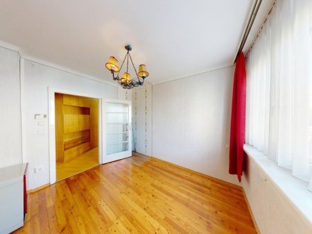 Wunderschöne 4-Zimmer-Wohnung im kürzlich sanierten Zanthof! FREIER MIETZINS bei Vermietung!