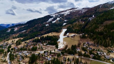 St. Oswald Ski-In/Ski-Out Traumgrundstück mit bewilligtem Eigenheim Projekt in Bestlage