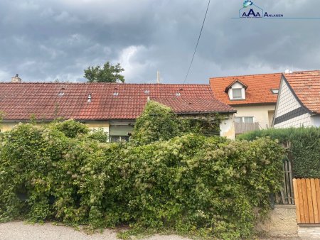 Kleines überschaubares Baugrundstück in Krems-Egelsee mit Altbestand